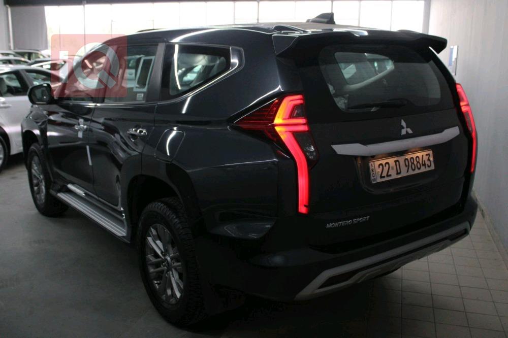 Mitsubishi Montero Sport